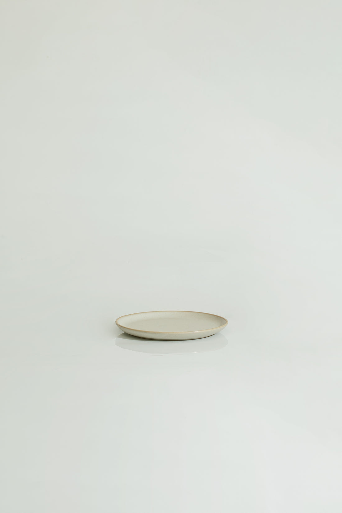 The Flat Lip Side Plate