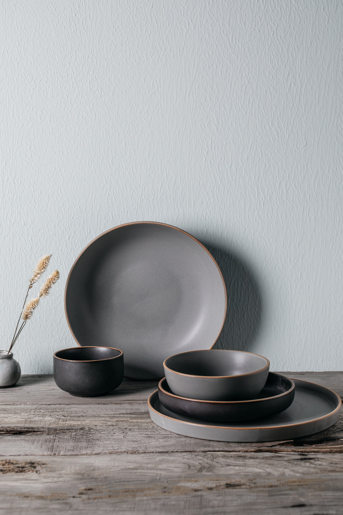 Shallow Serving Bowl – Lineage Ceramics